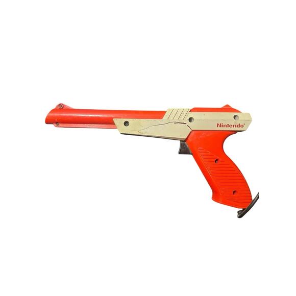 Nintendo NES Light Gun Zapper Orange NES-005 And NES controller - Picture 1 of 5